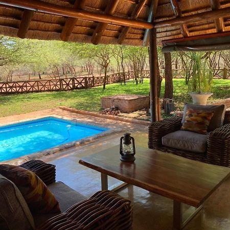 Genet House Holiday Home Marloth Park Esterno foto