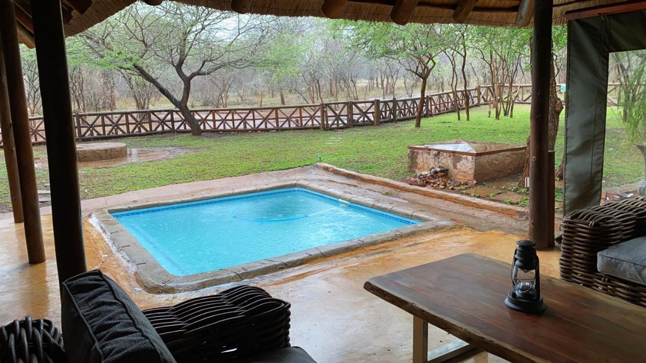 Genet House Holiday Home Marloth Park Esterno foto