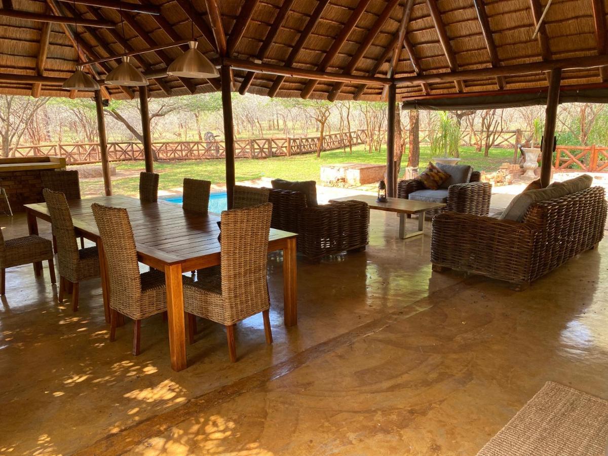 Genet House Holiday Home Marloth Park Esterno foto
