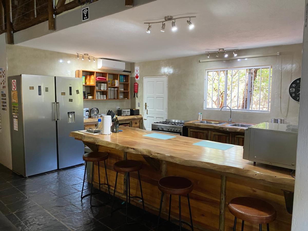 Genet House Holiday Home Marloth Park Esterno foto