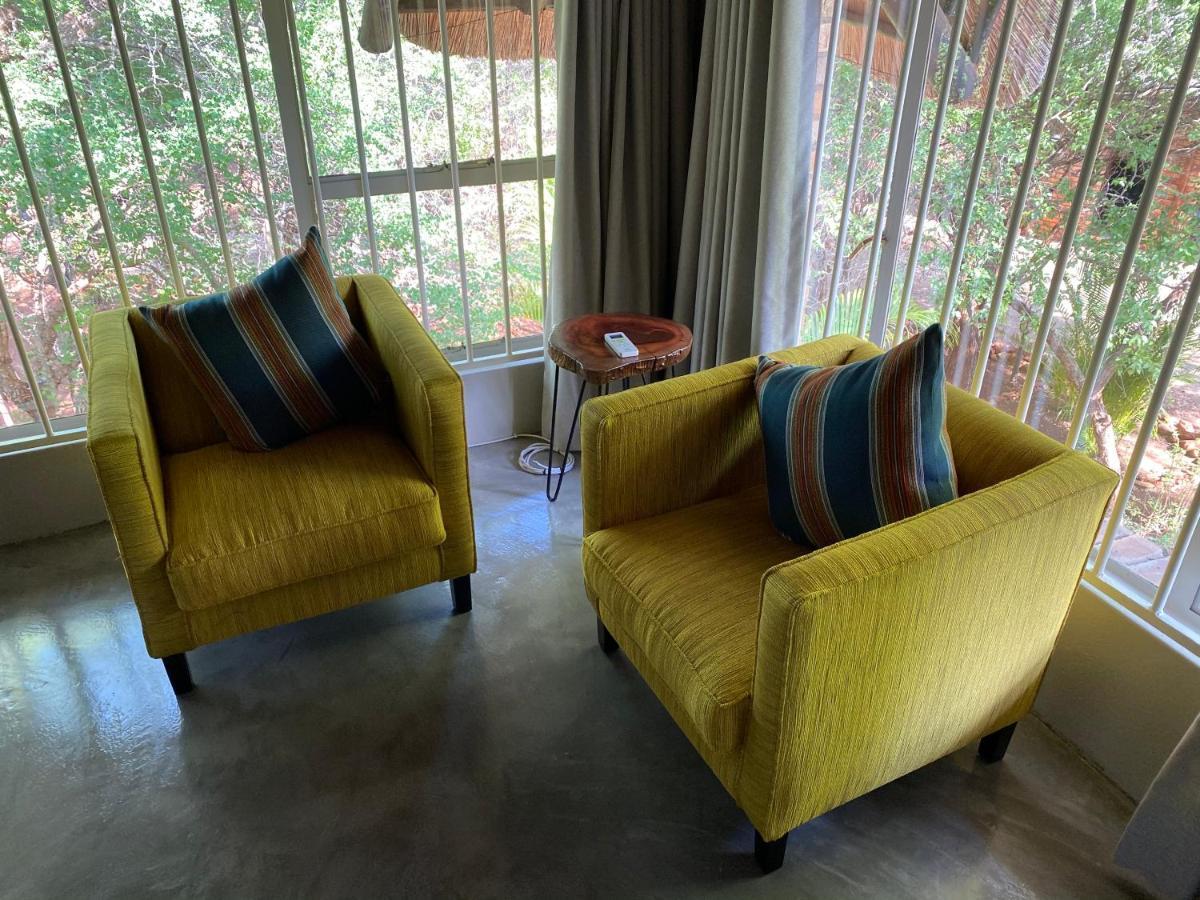 Genet House Holiday Home Marloth Park Esterno foto